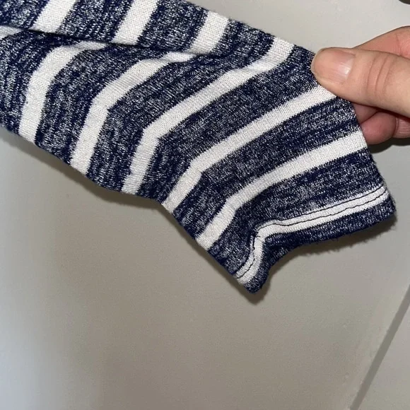 Banana Republic Luxespun Striped Hoodie Size Medium​​​​ - Picture 4 of 9